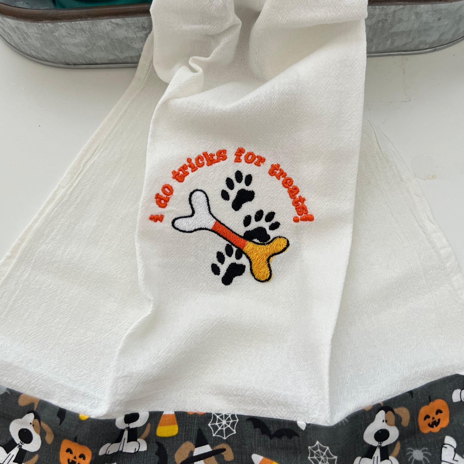  Trick Treats Towels